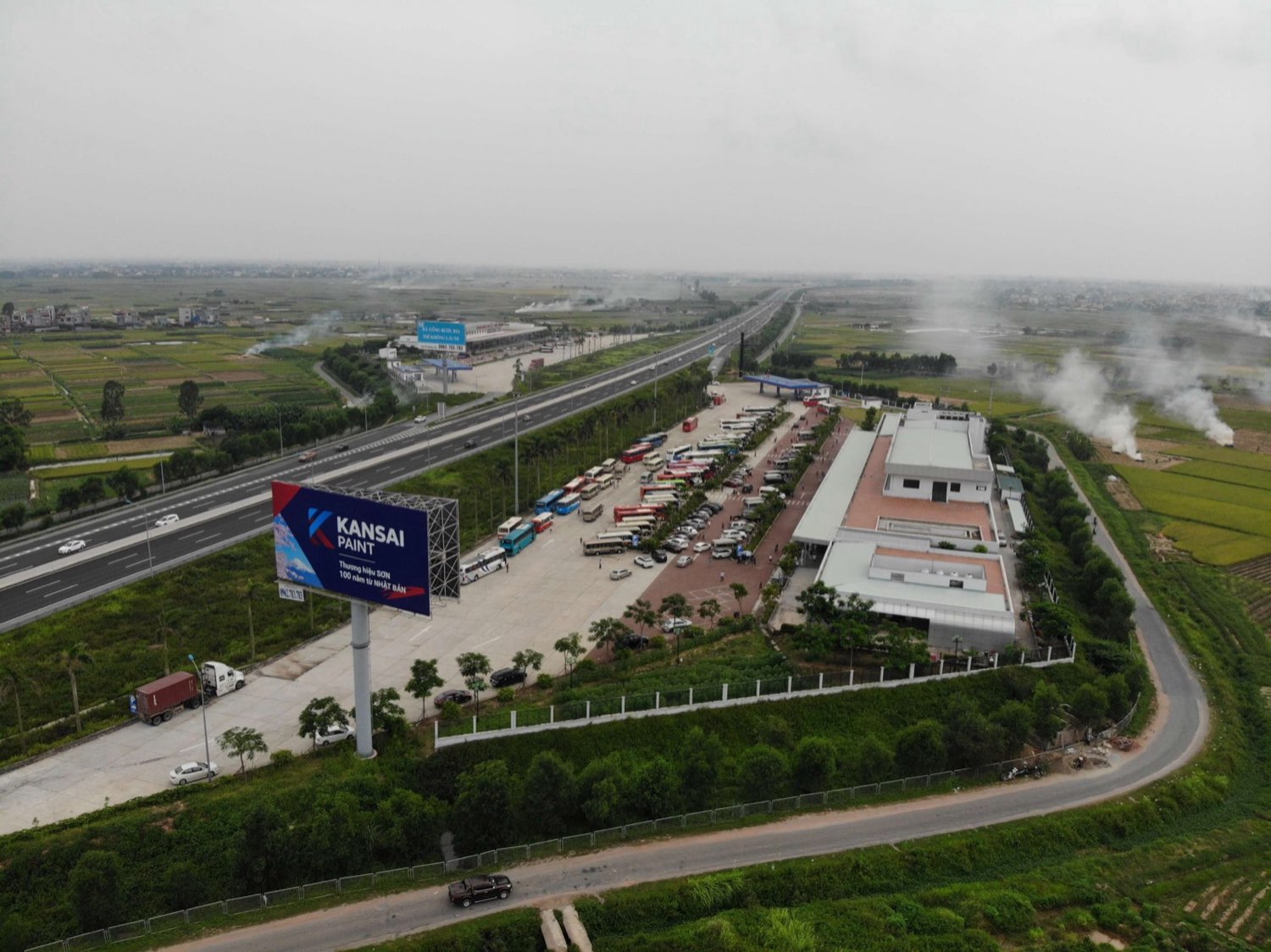 V52 Hai Duong Highway Service Area — aerial view